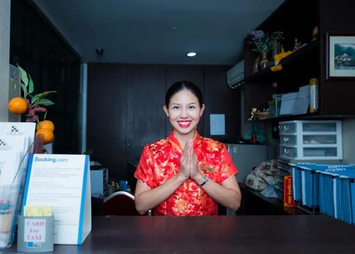 Arawana Express Chinatown Hotel 3*